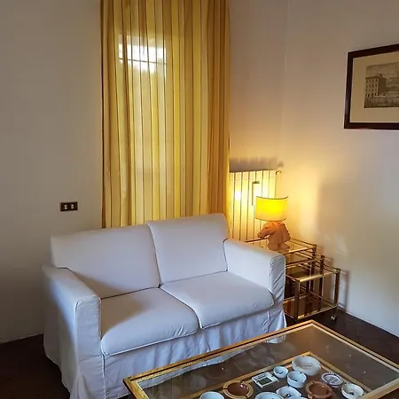 Apartment Casa 4 Trastevere With Garden