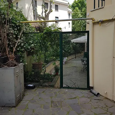 Apartment Casa 4 Trastevere With Garden
